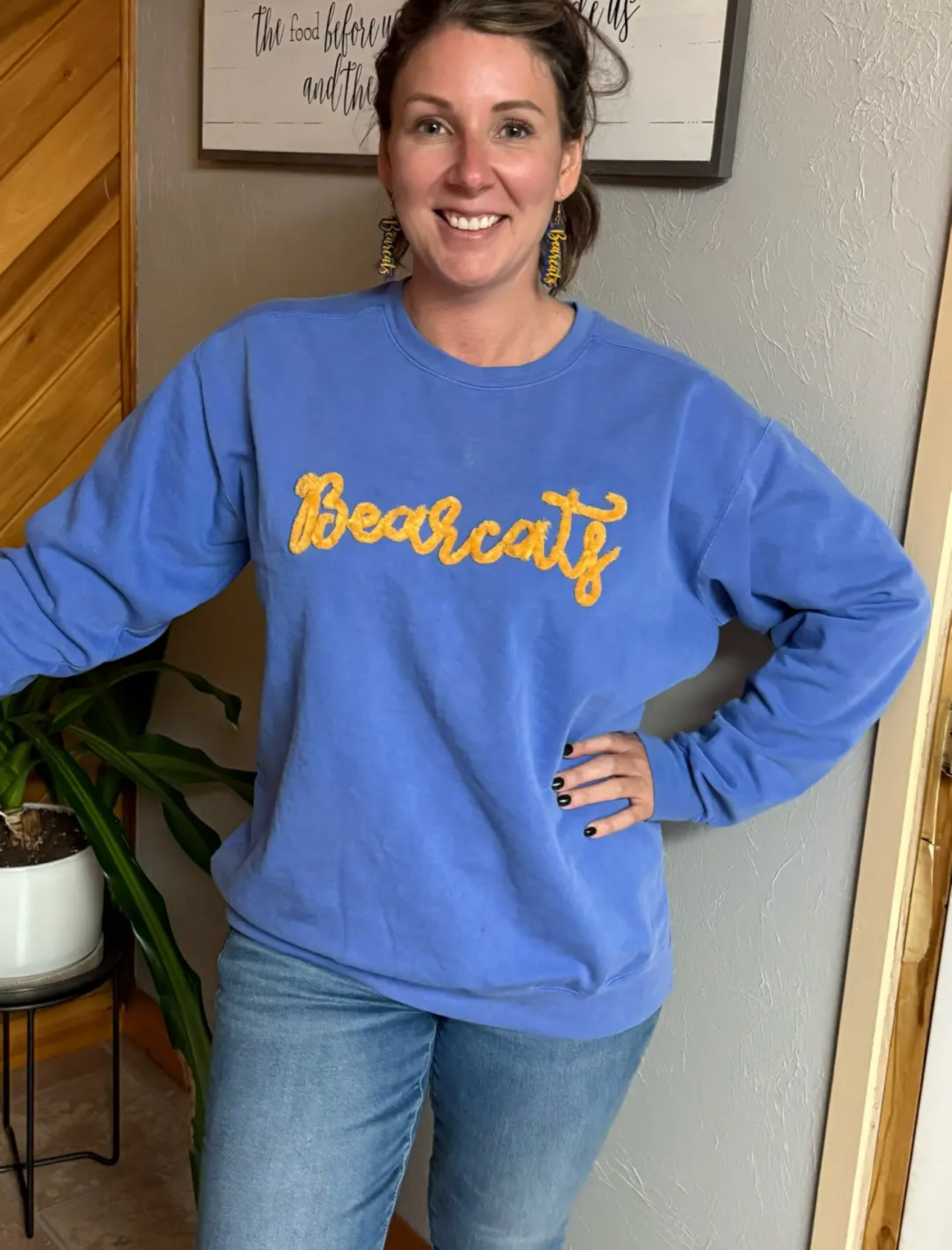 Yarn Embroidered Sweatshirts